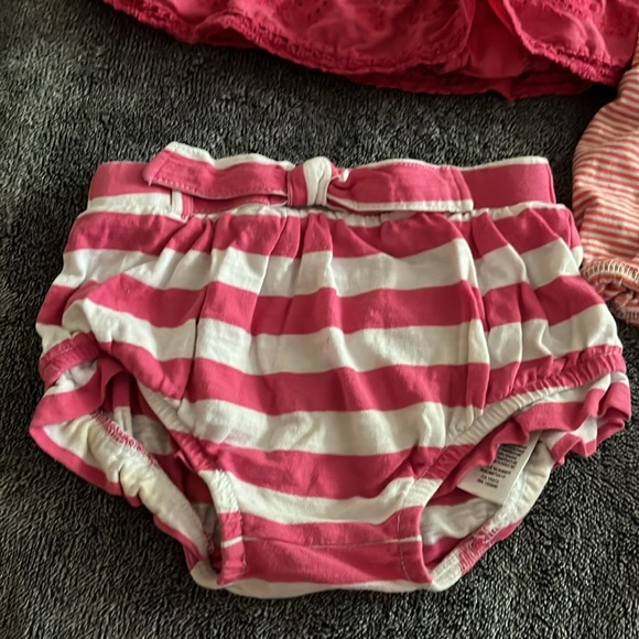 baby girls skort and 2 shorts - Picture 6 of 9